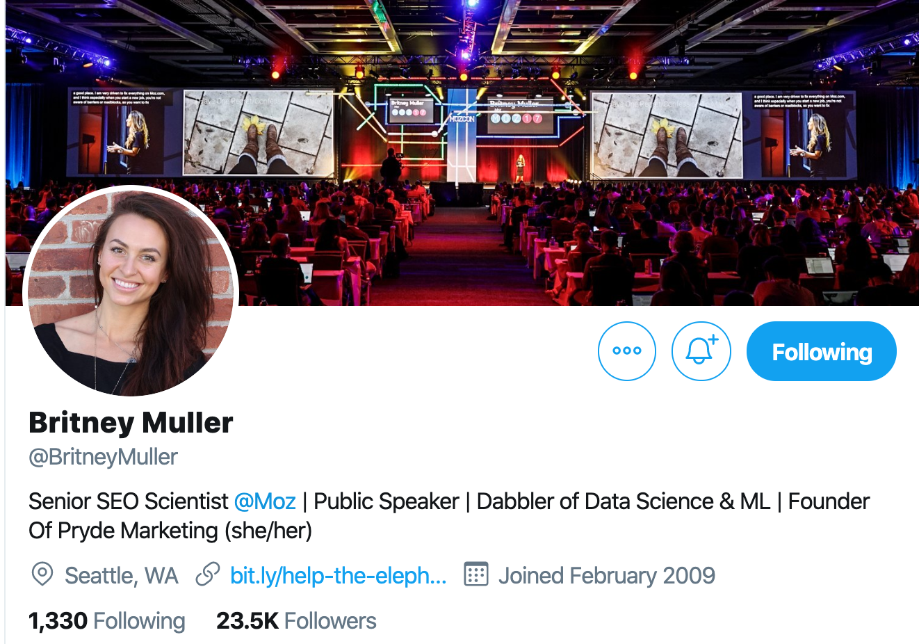 Britney Muller. SEO scientist to follow on twitter